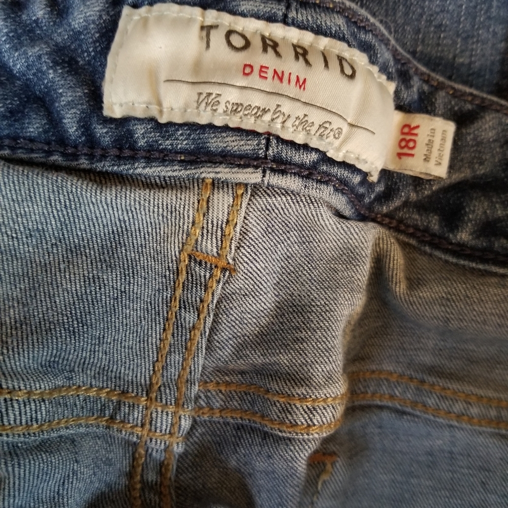 Torrid boyfriend denim jeans